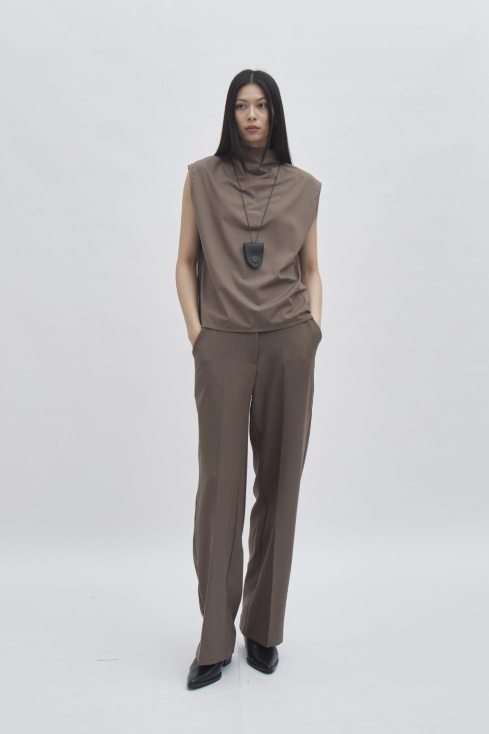 Still Top In Clay - Image 5
