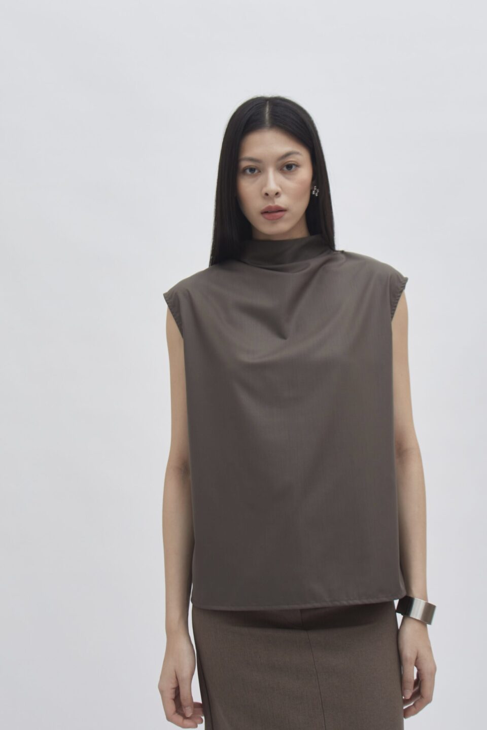 Still Top In Earthstone - Image 6