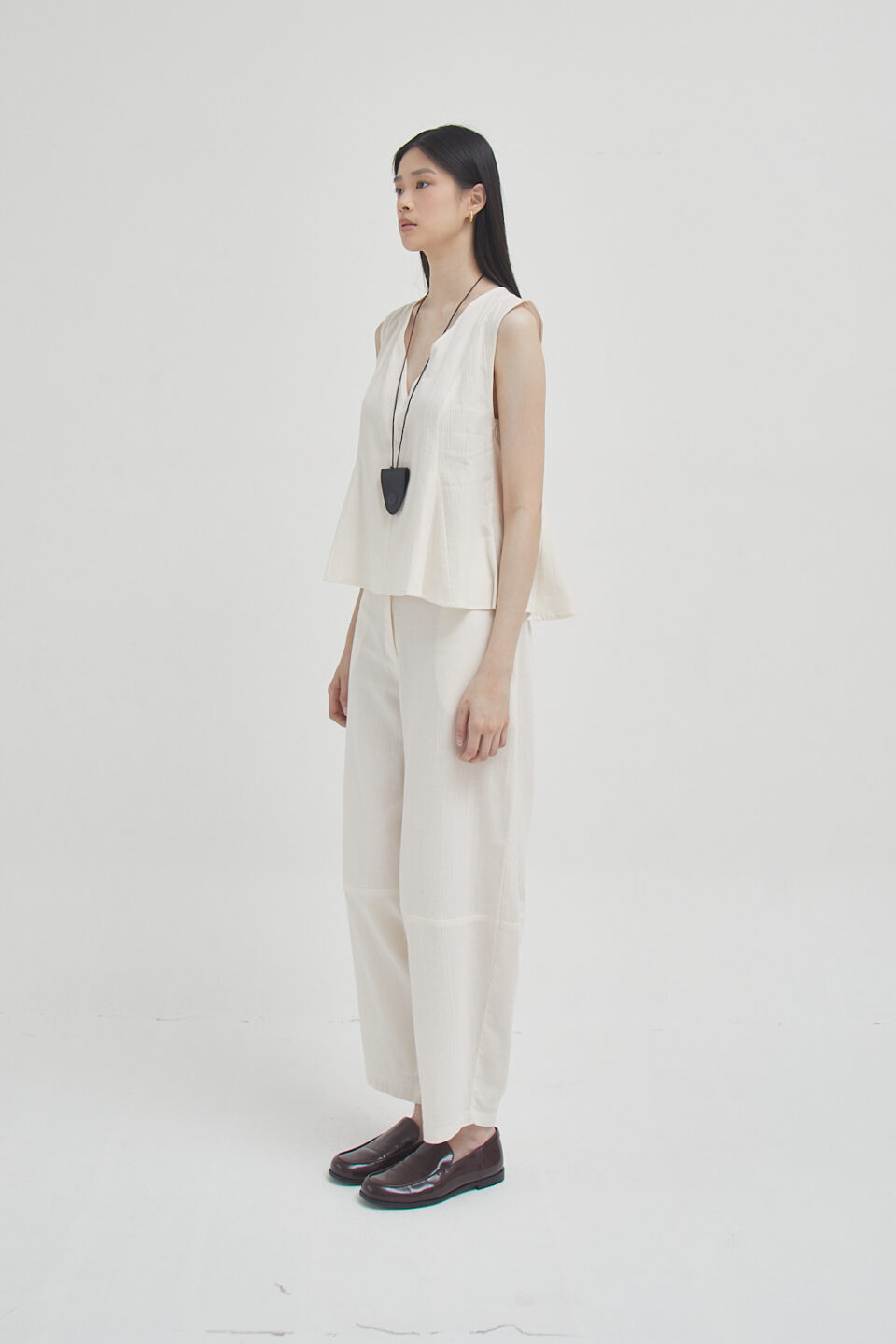 Angle Top Milk - Image 4