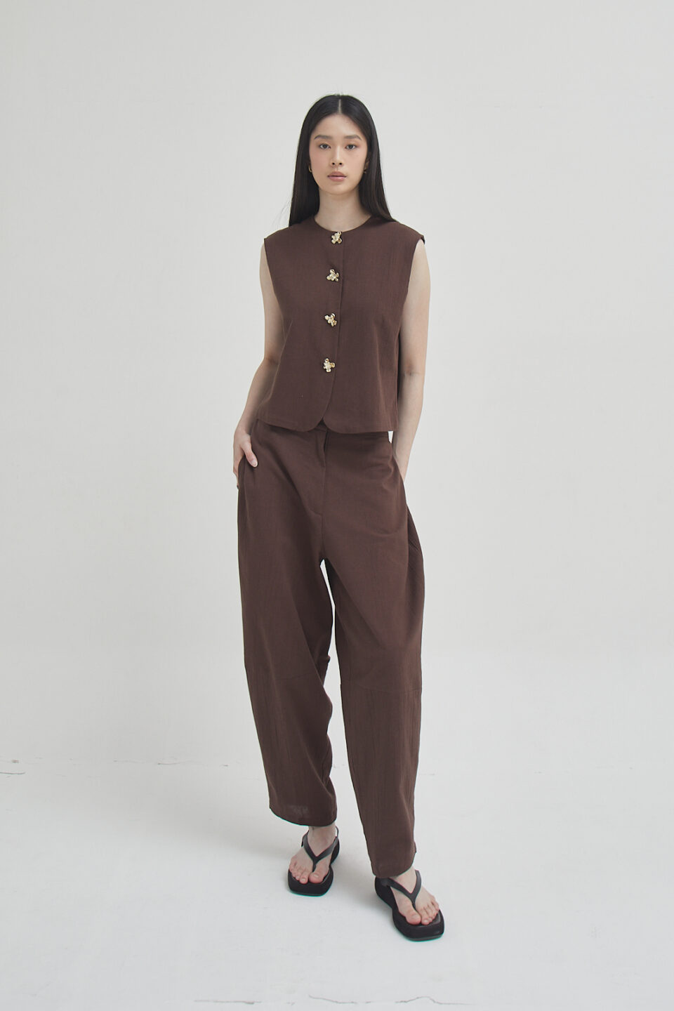 Curve Pants Brown - Image 5