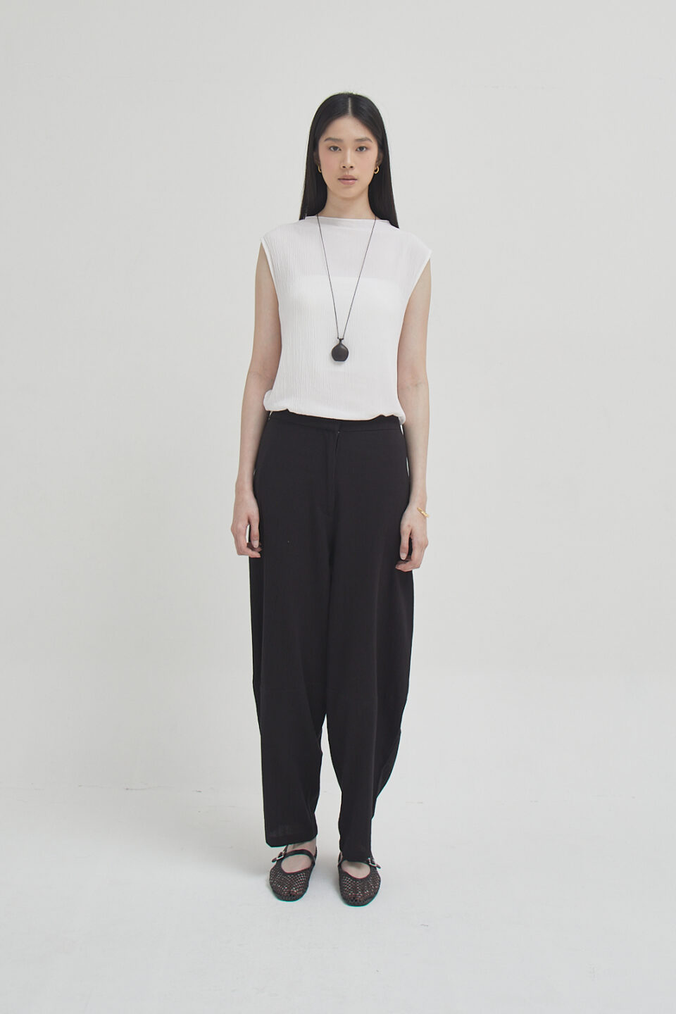 Curve Pants Black - Image 3
