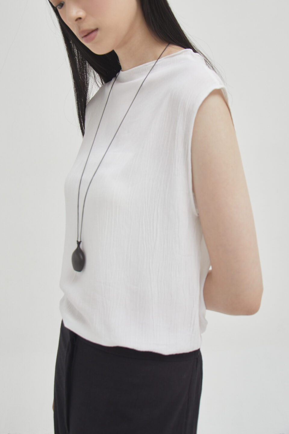 Edge Top White - Image 6