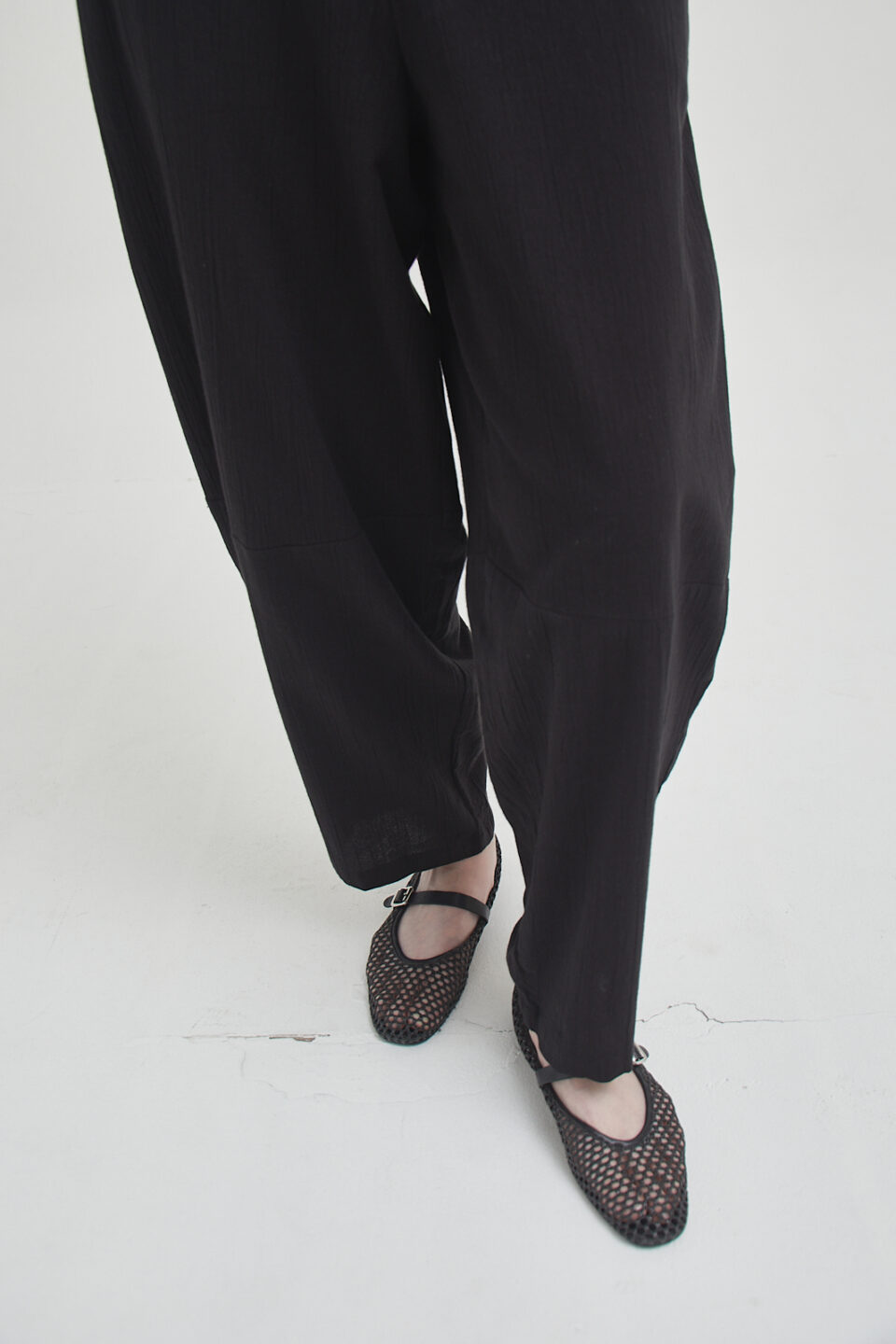 Curve Pants Black - Image 2