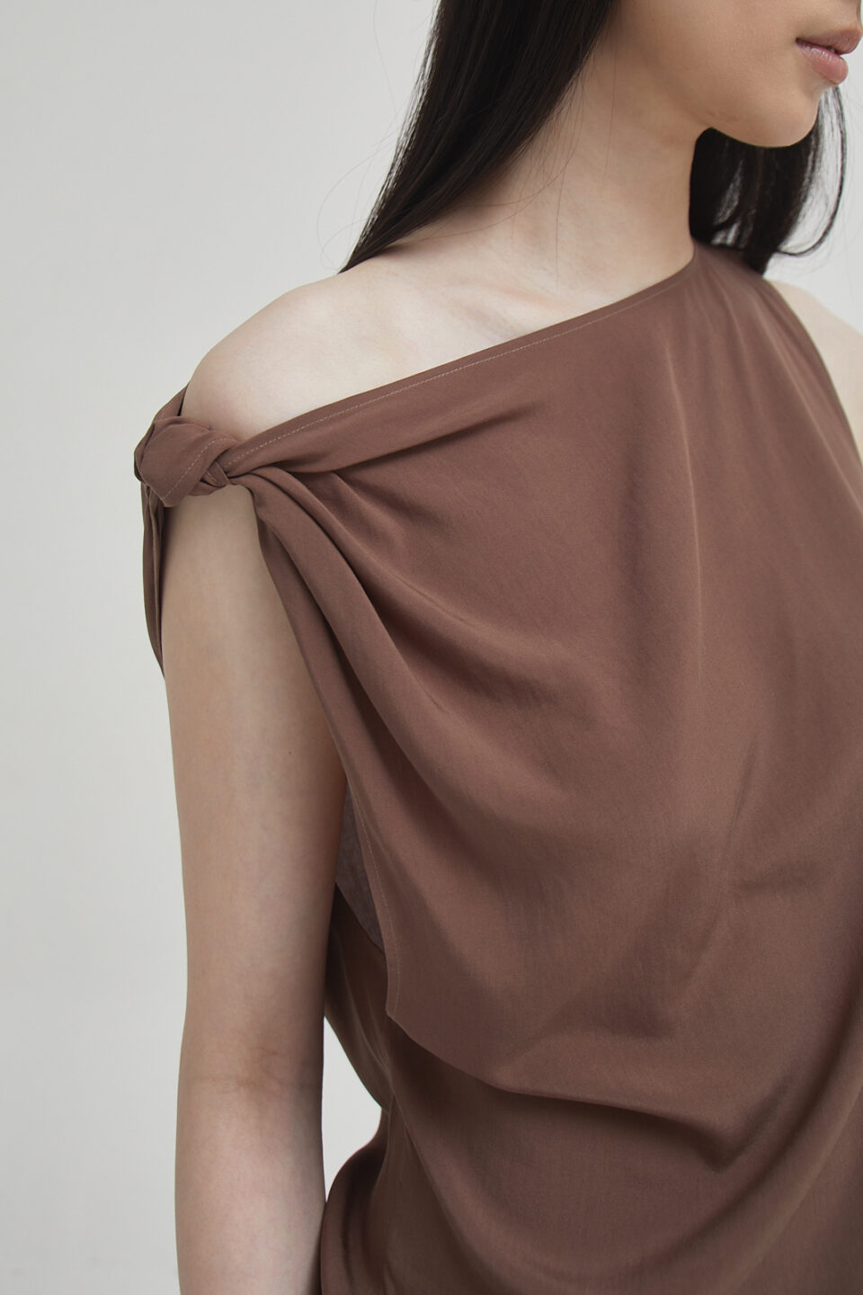 Knot Top Chocolate - Image 10