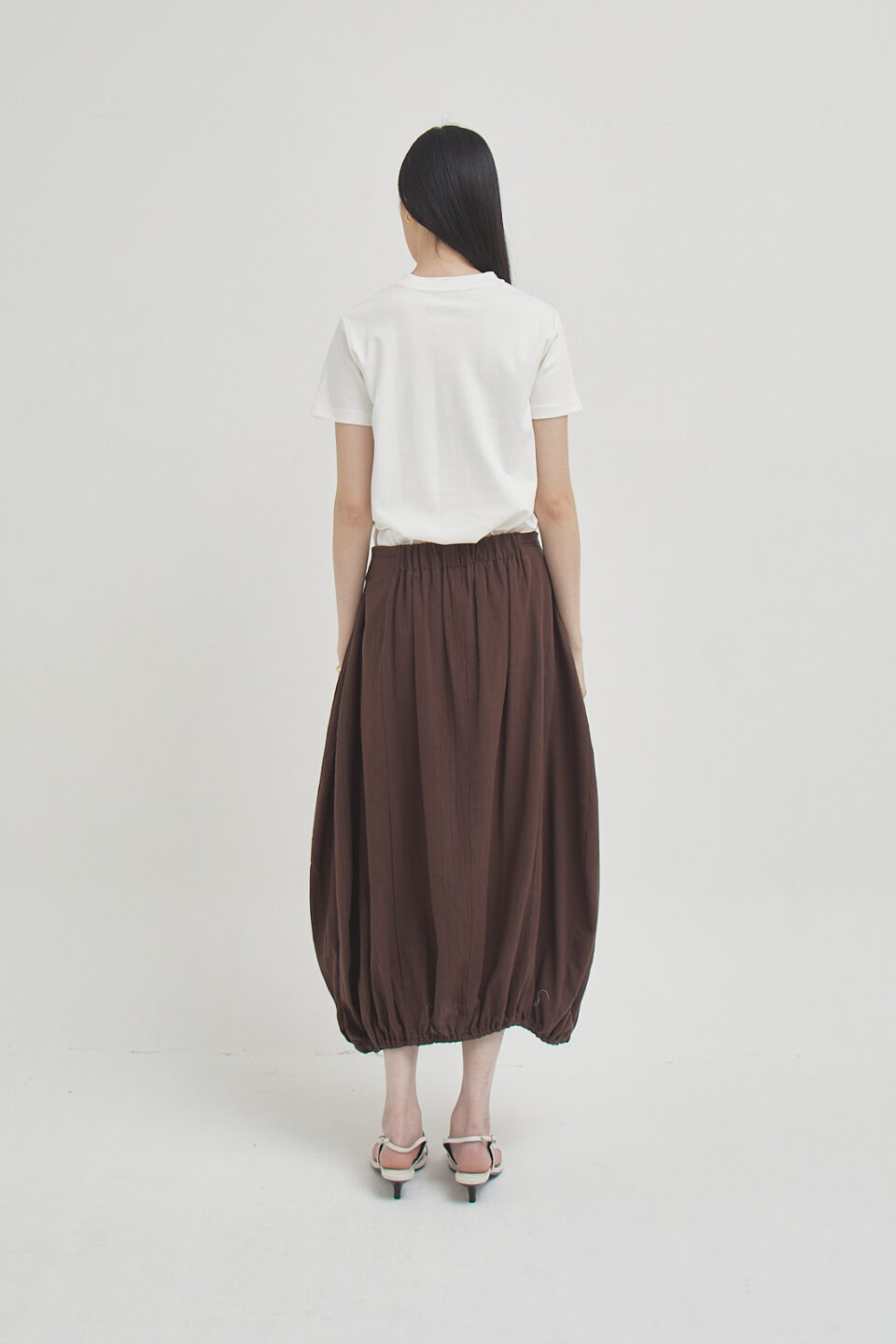 Arc Skirt Brown - Image 3