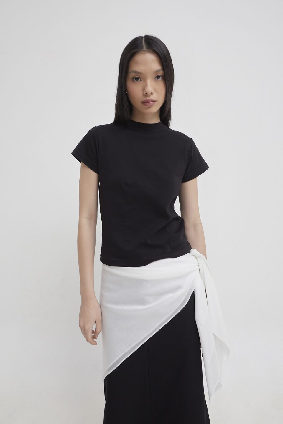 Cora T-Shirts Black - Image 3