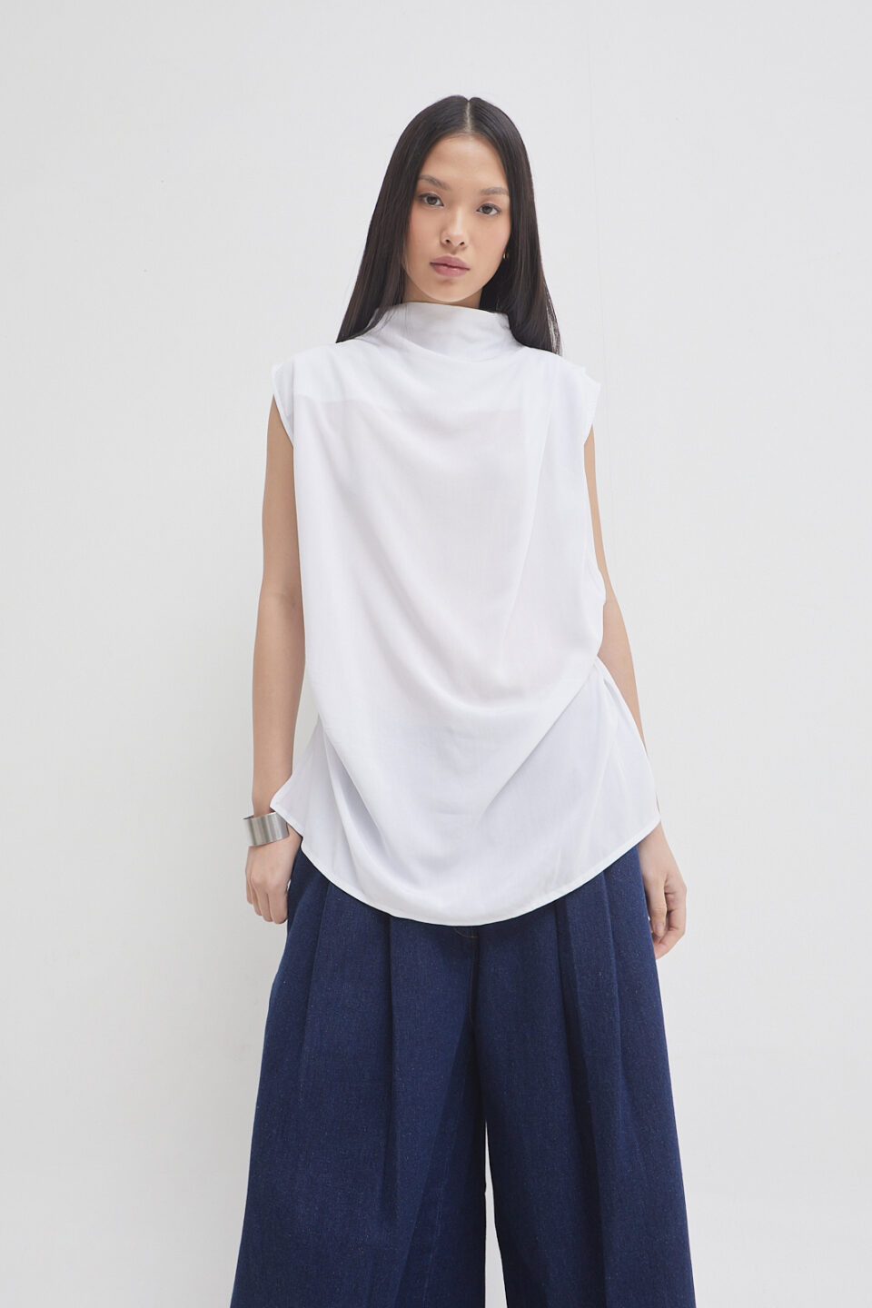 Oslo top white