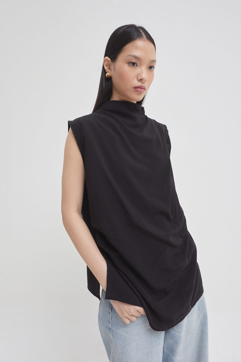 Oslo top black - Image 2