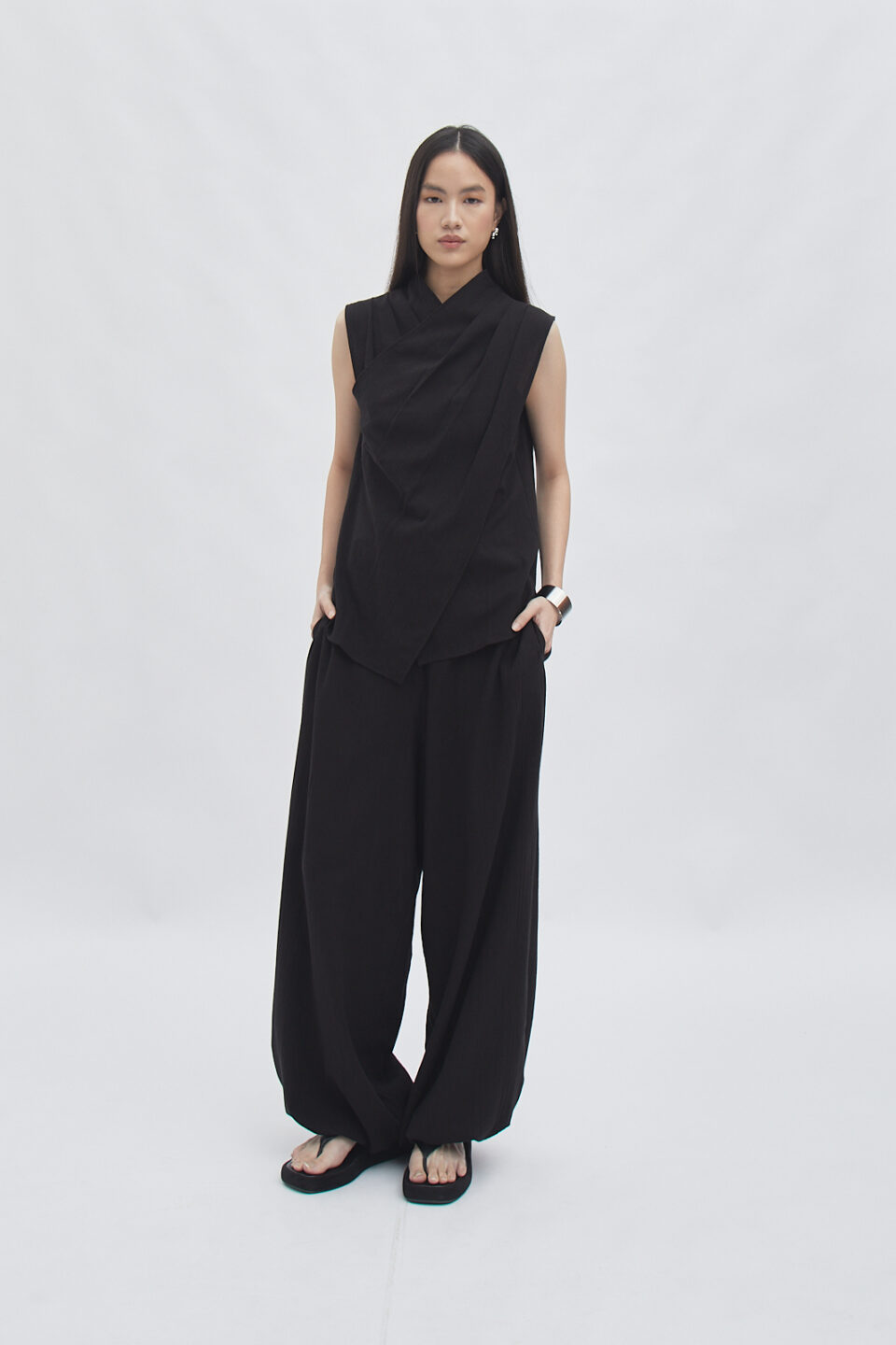 Aalto Top Black - Image 4