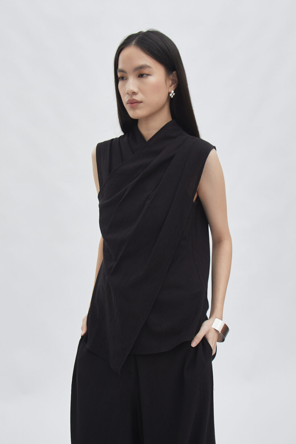 Aalto Top Black - Image 10