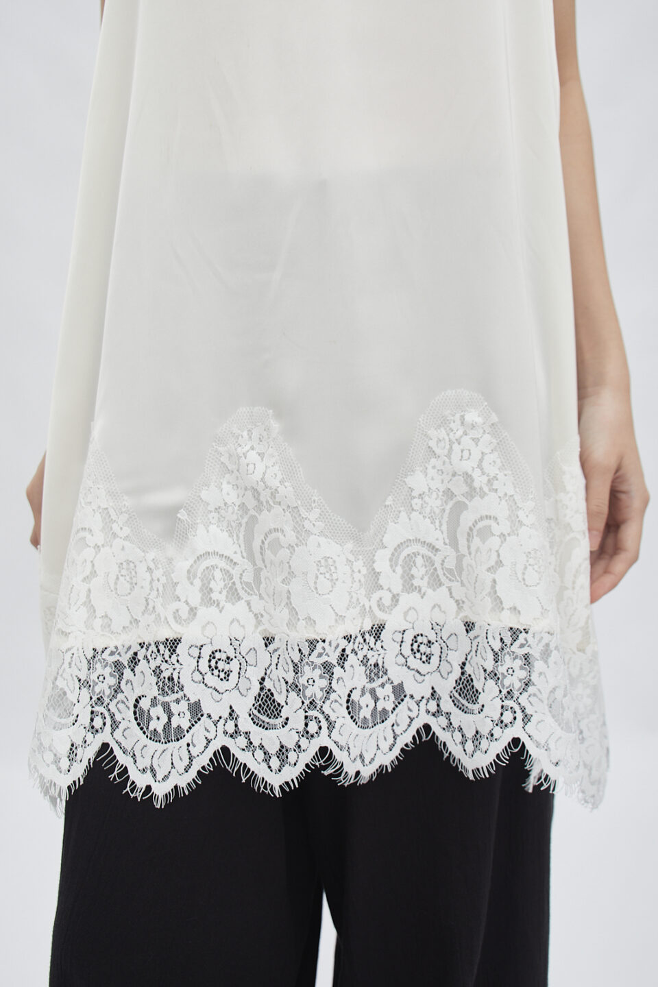 Veil Camisole Porcelain - Image 5