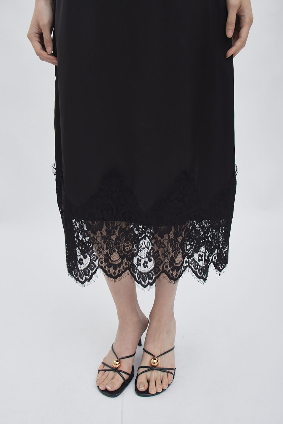 Veil sateen skirt black - Image 8