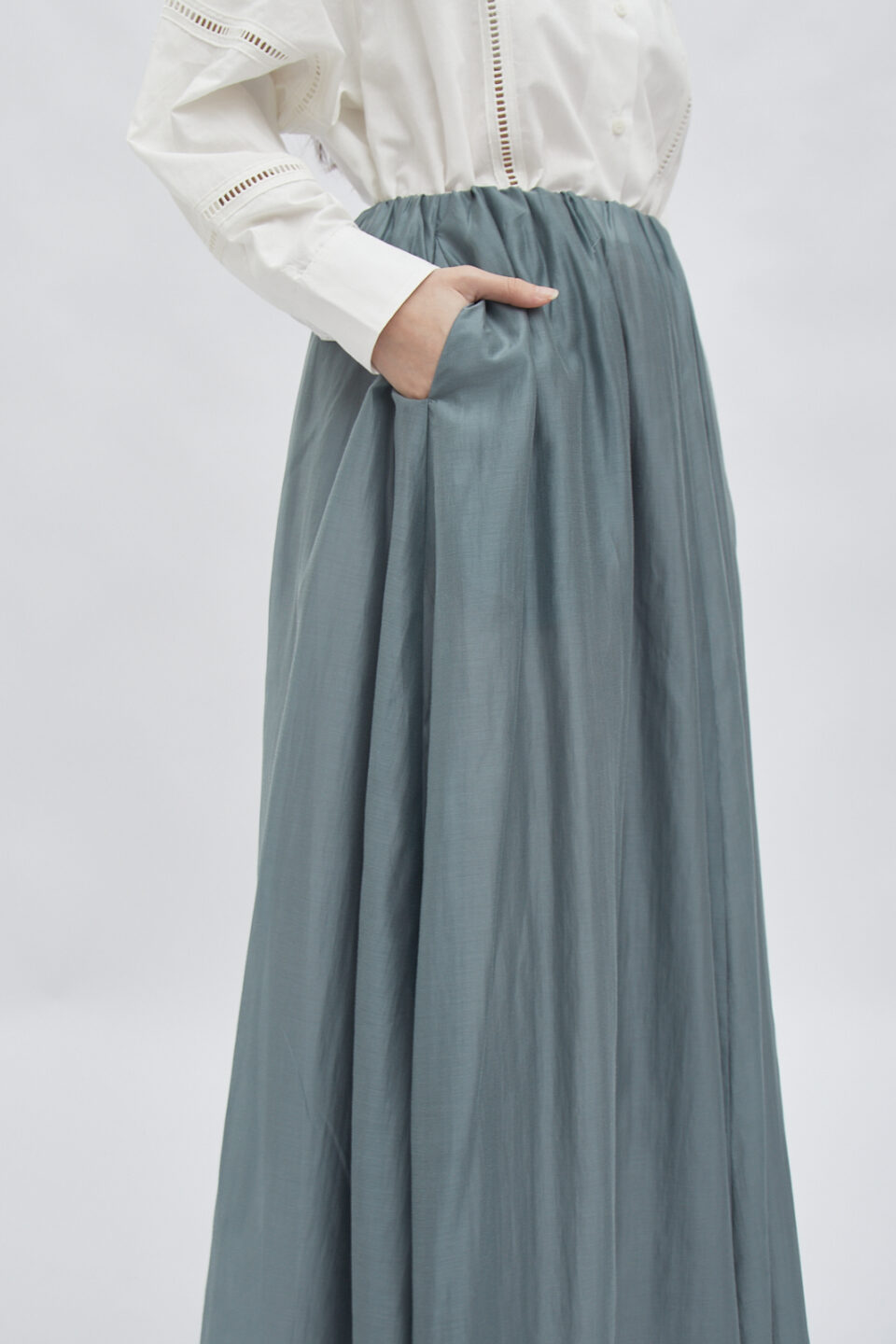 Float Skirt Teal - Image 4