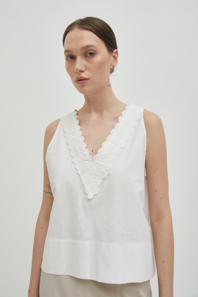 Bonnie Embroidered Top White